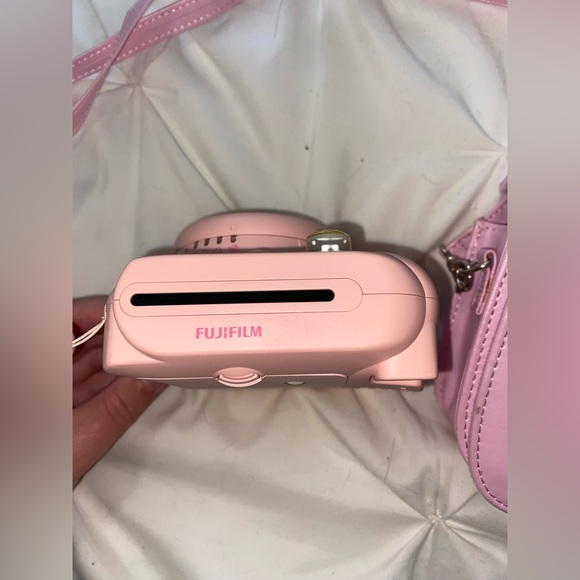 Insta Mini 8 Camera - Picture 5 of 10